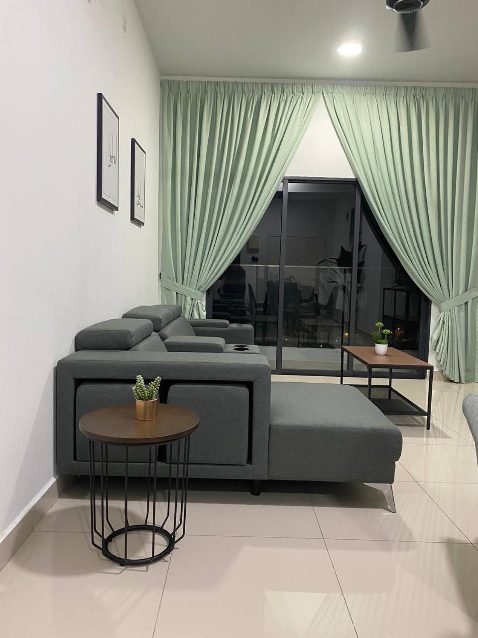 Terengganu Dreamscapes At Icon Residence, Spacious With Nature View Куала Теренгану Стая снимка